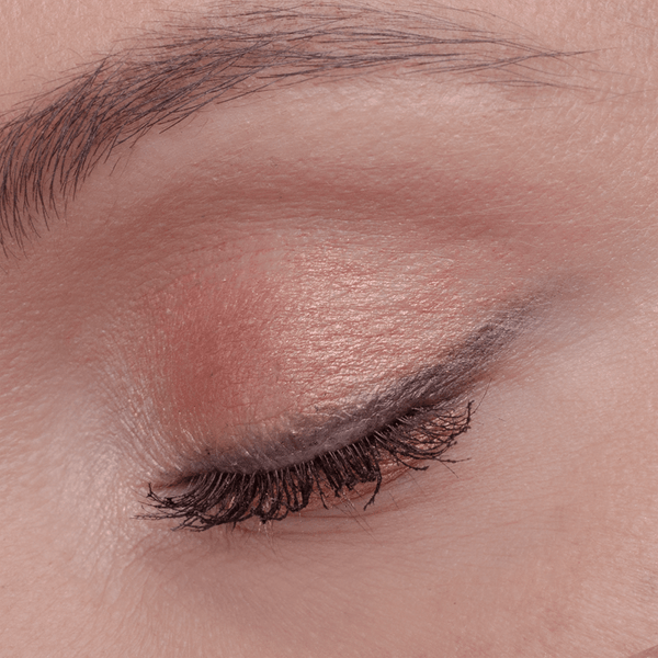 Long-Lasting Liquid Eye Shadow