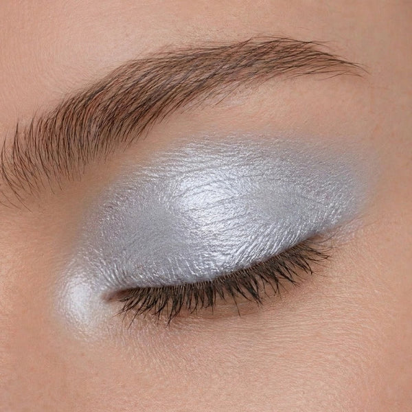 Long-Lasting Liquid Eye Shadow