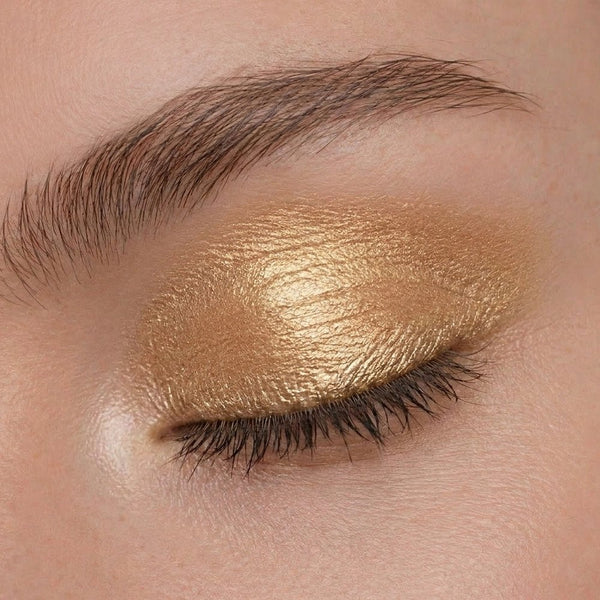 Long-Lasting Liquid Eye Shadow
